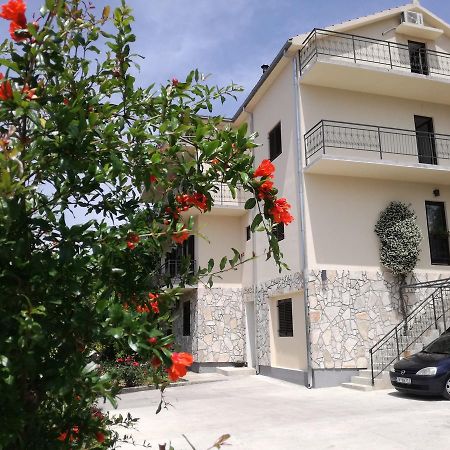 Milosavljevic Apartments تيفات المظهر الخارجي الصورة