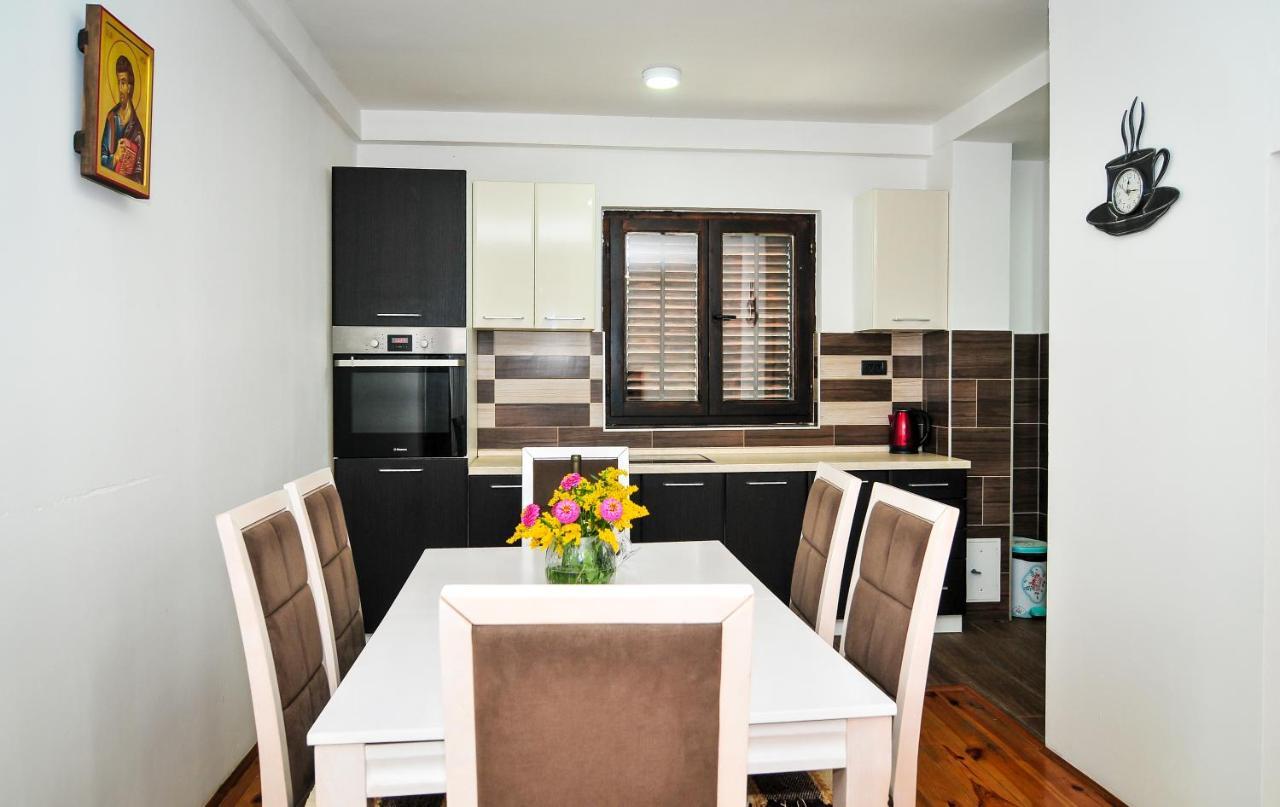 Milosavljevic Apartments تيفات المظهر الخارجي الصورة