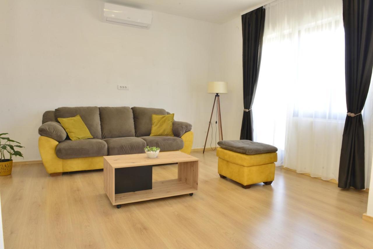 Milosavljevic Apartments تيفات المظهر الخارجي الصورة