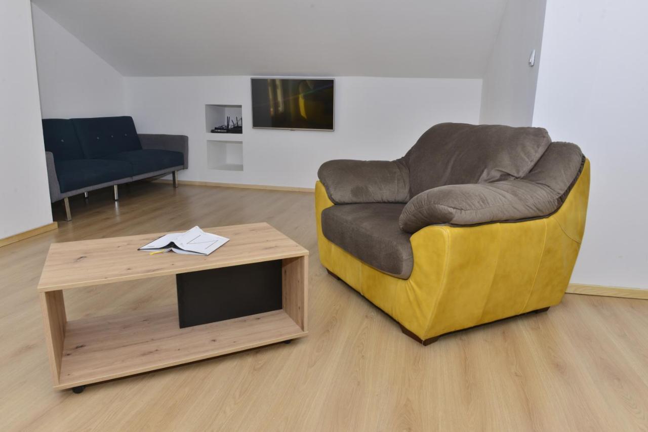 Milosavljevic Apartments تيفات المظهر الخارجي الصورة
