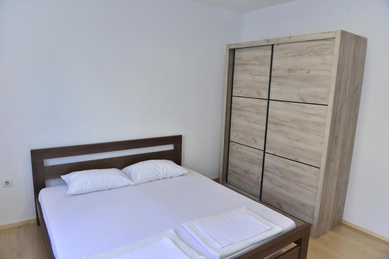 Milosavljevic Apartments تيفات المظهر الخارجي الصورة