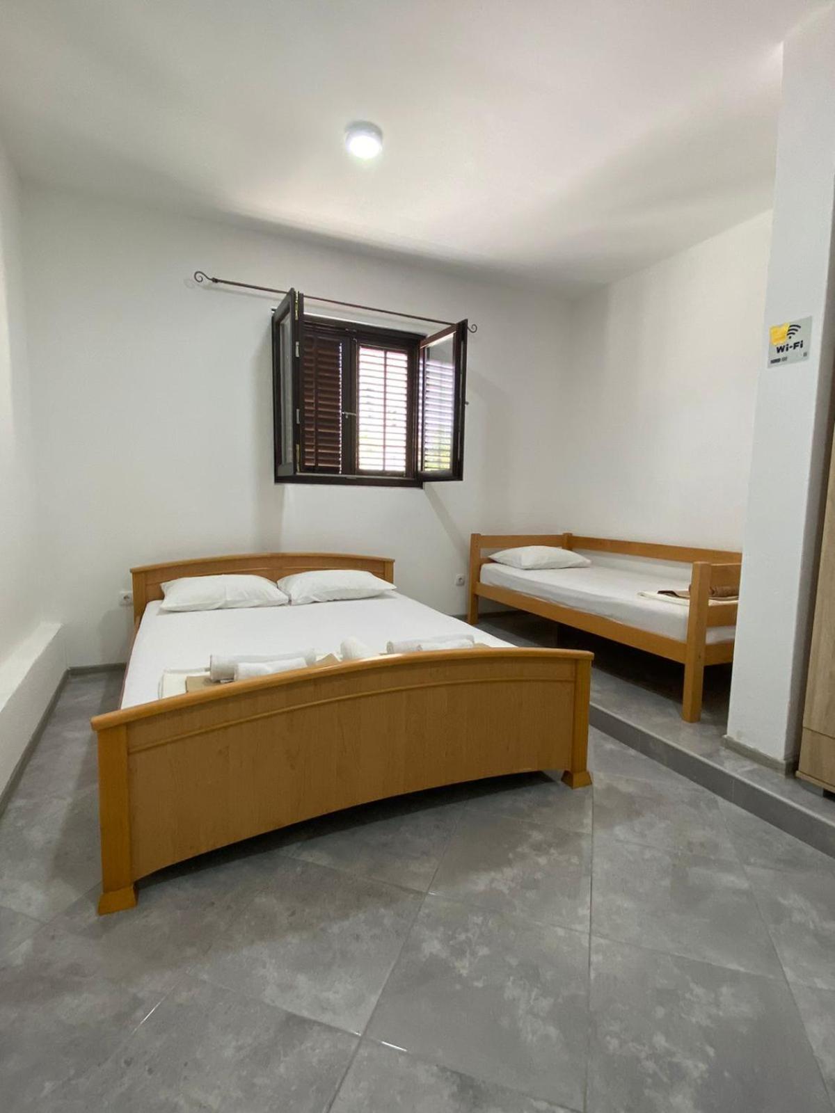 Milosavljevic Apartments تيفات المظهر الخارجي الصورة